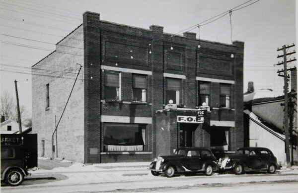 Eagles Temple (1939)